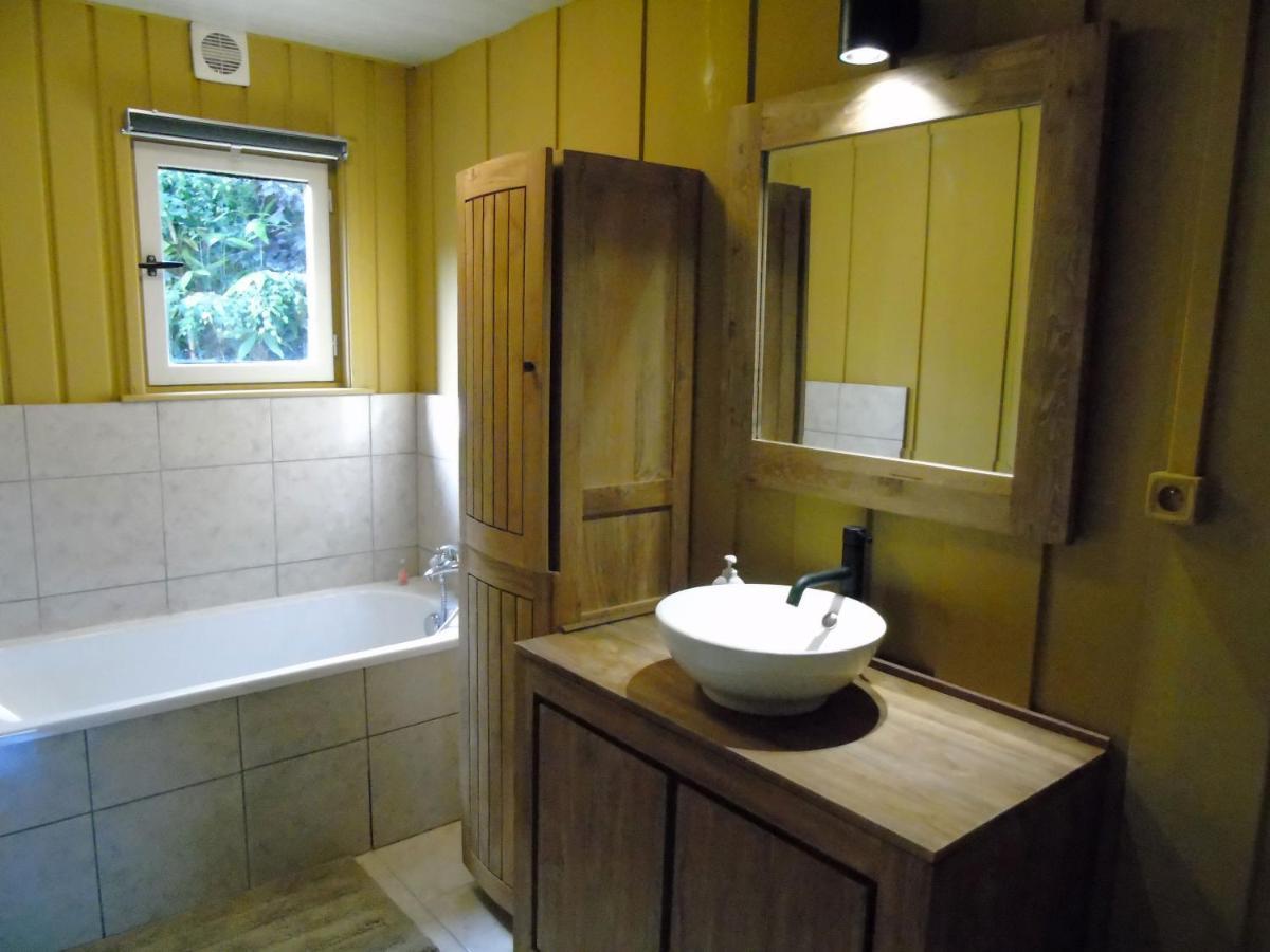 Maison L'Hirondelle Rustique à Tournavaux Esterno foto